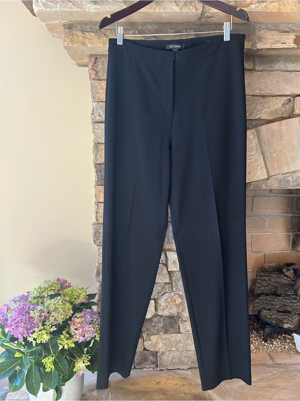 St. John Classic Black women’sDress Pants